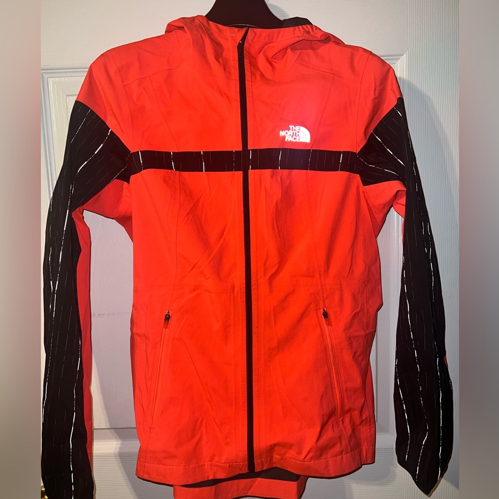The North Face Ambition Rain Jacket size XS